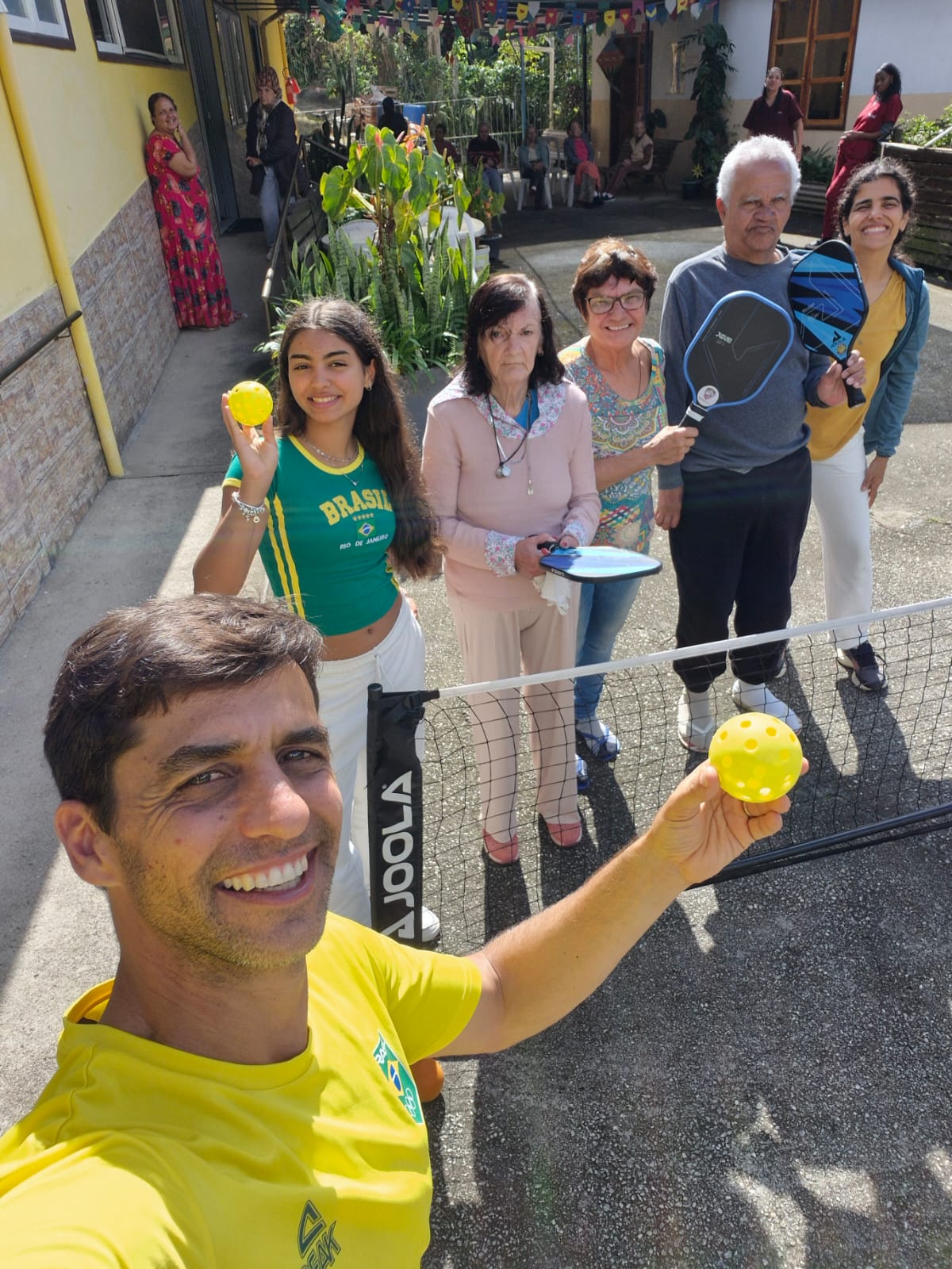 PickleLuz: What Happens When Winning Is Not the Point? - Photo 3