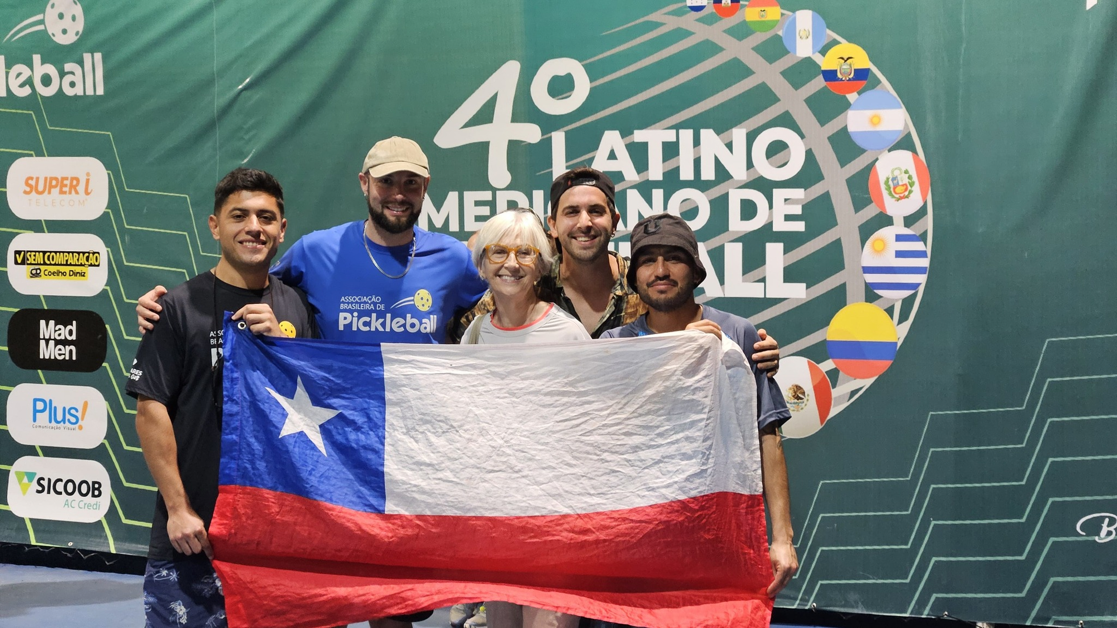 Players from different countries together