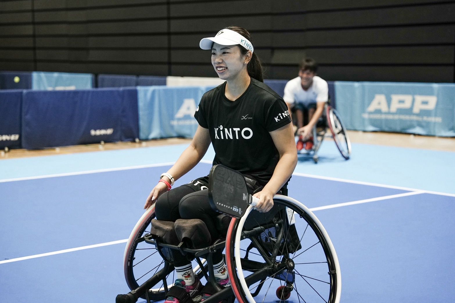 Shiori Funamizu playing wheelchair pickleball in Japan